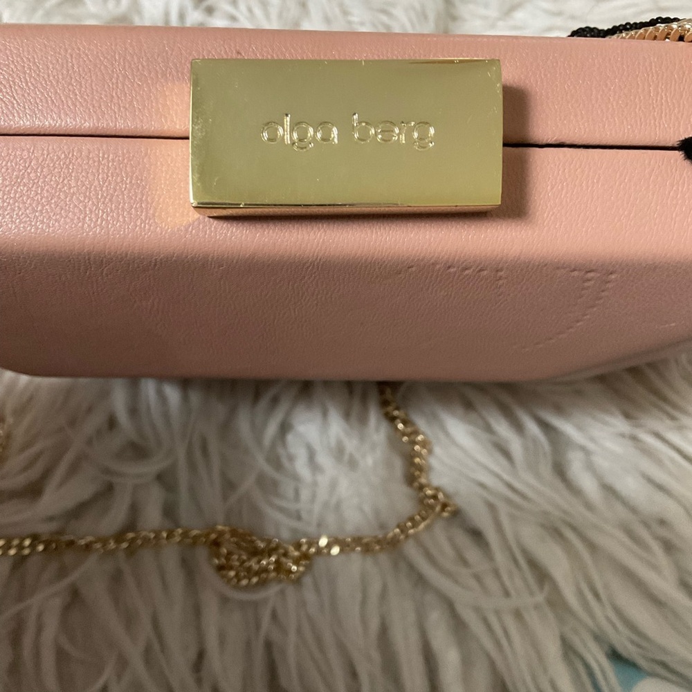 Olga Berg Adele Abstract Pod Blush Beige Convertible Clutch Shoulder Bag Nwt — image 8 of 8